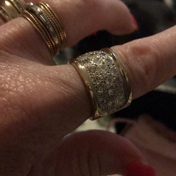 14K Gold & Diamond Ring - Picture 12 of 13